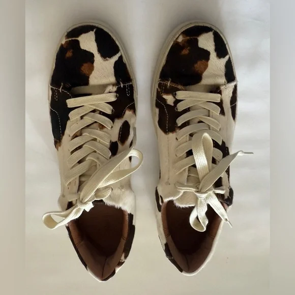 FRYE Ivy Low Lace Calf Hair Cow Print Sneaker Cowboy Chic Western Vibe - Picture 1 of 9